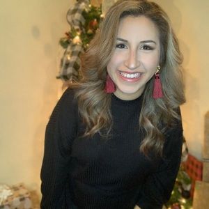 Meet your Posher, Aracely